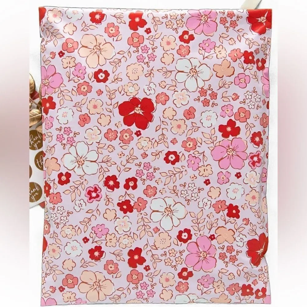 Poly mailers Bubble mailers mixed sizes 35 items plus 35 stickers